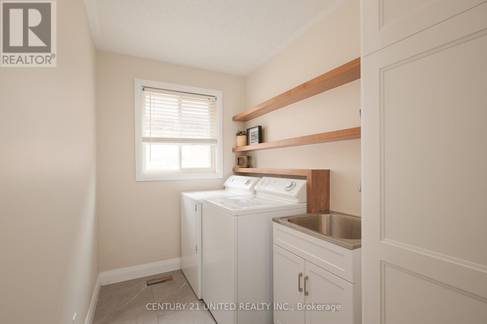 1855 Giles Avenue, Peterborough, Ontario  K9K 2P4 - Photo 20 - X12325599