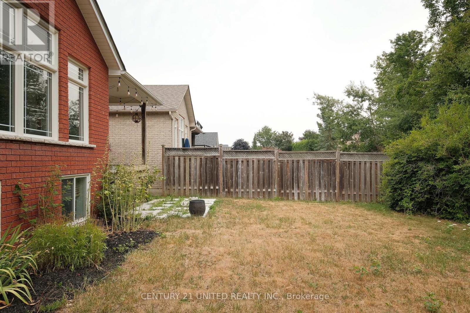 1855 Giles Avenue, Peterborough, Ontario  K9K 2P4 - Photo 37 - X12325599