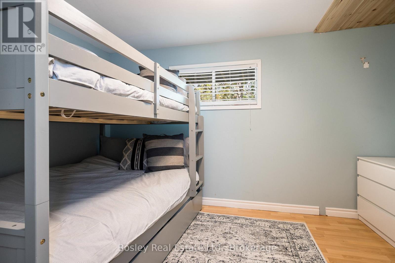 102 Helen Street, Blue Mountains, Ontario  L9Y 3Z2 - Photo 22 - X12325520