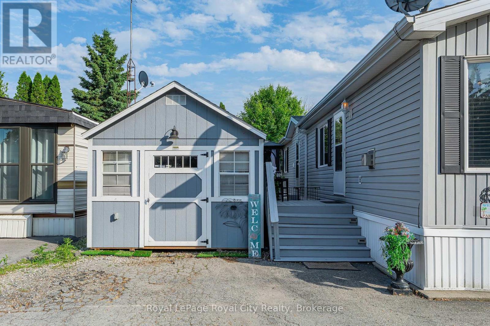 6 Water Street, Puslinch, Ontario  N1H 6H9 - Photo 4 - X12325592