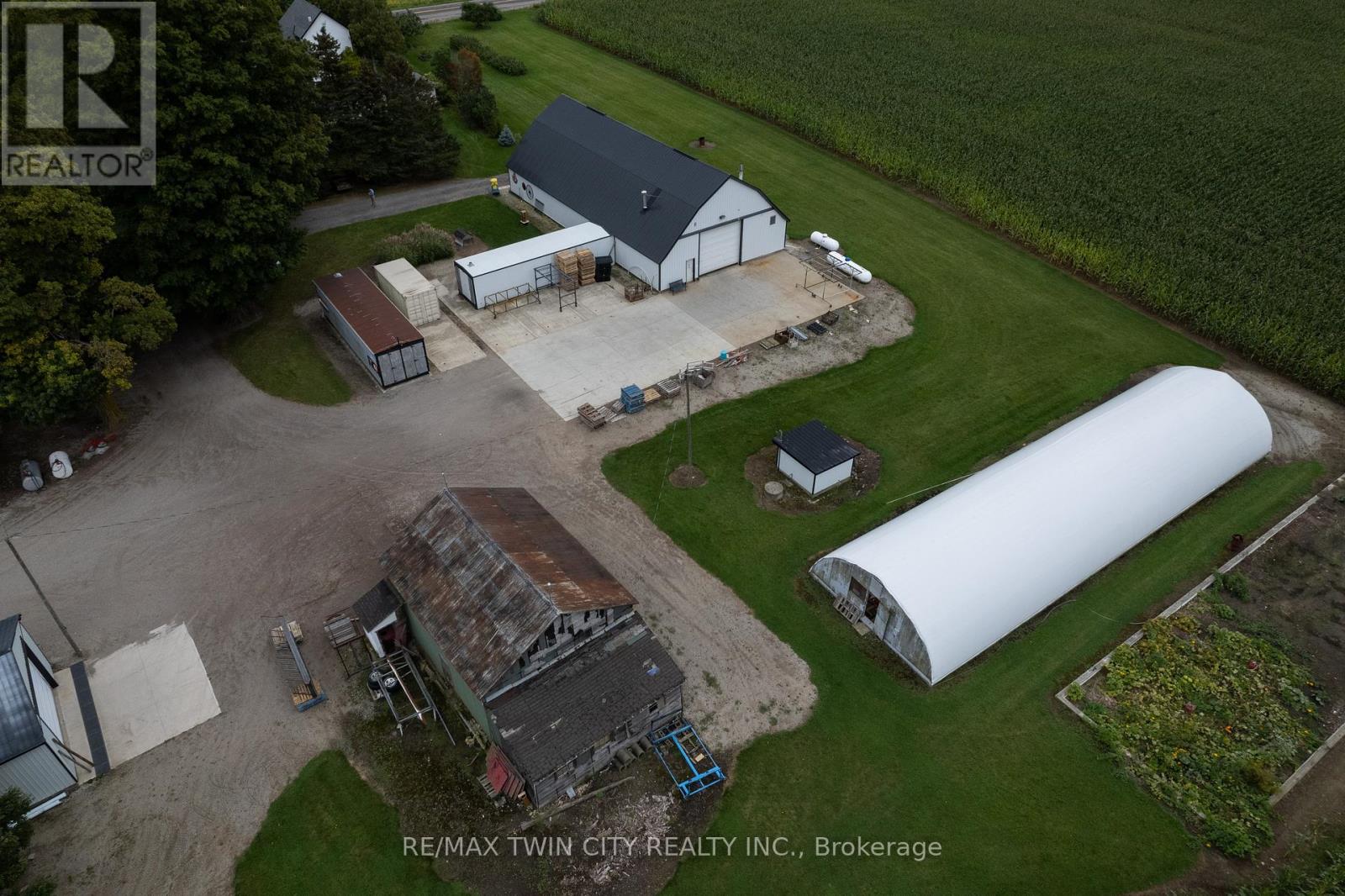 331 Middle Townline Road, Brant, Ontario  N0E 1E0 - Photo 10 - X12324118