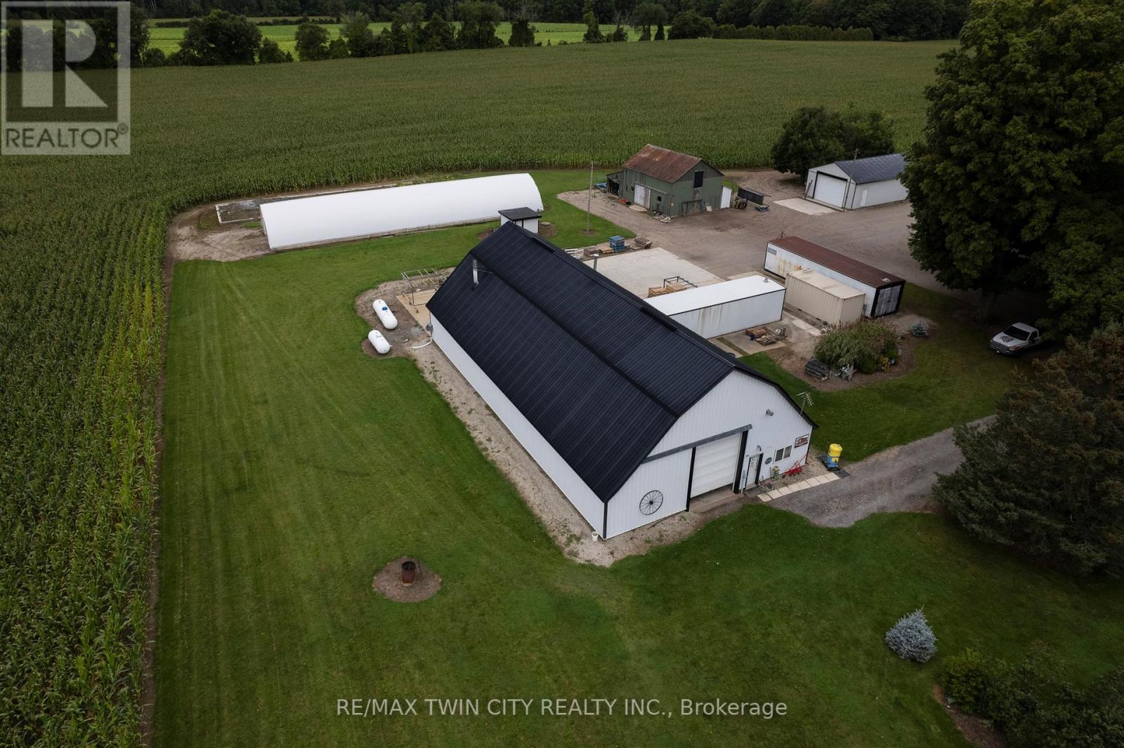 331 Middle Townline Road, Brant, Ontario  N0E 1E0 - Photo 3 - X12324118