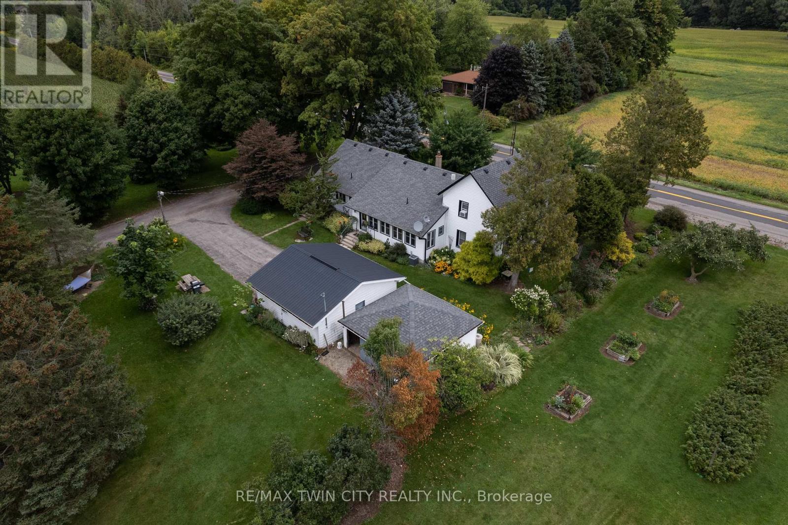 331 Middle Townline Road, Brant, Ontario  N0E 1E0 - Photo 5 - X12324118