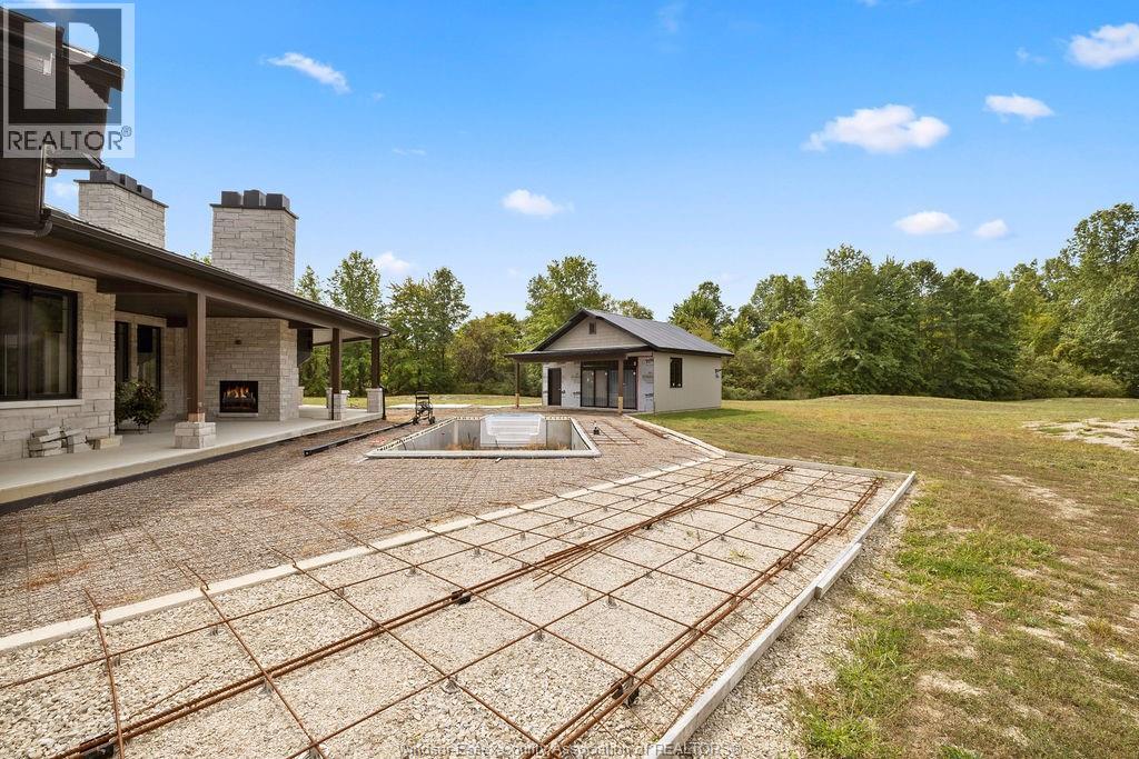 2075 Arner Townline, Harrow, Ontario  N9Y 2E4 - Photo 5 - 25019780