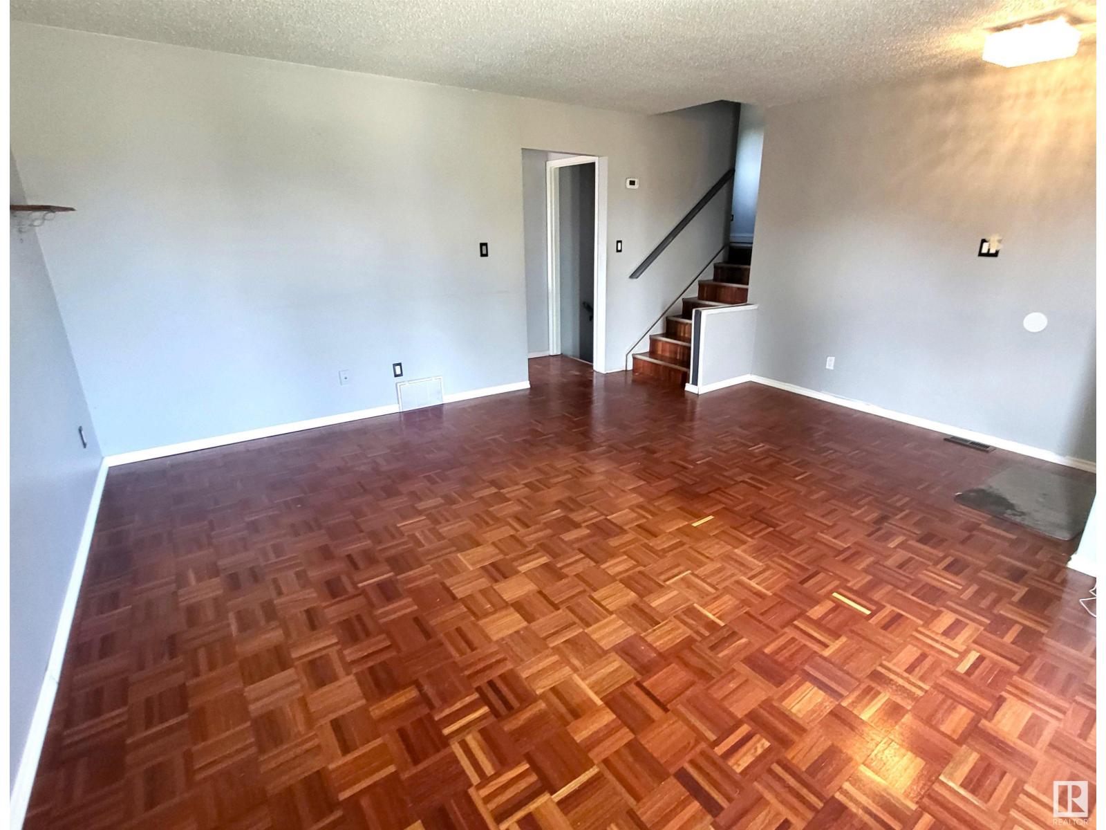 Property at 16304 119 ST NW image 5