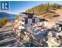 3417 Hilltown Close, kelowna, British Columbia