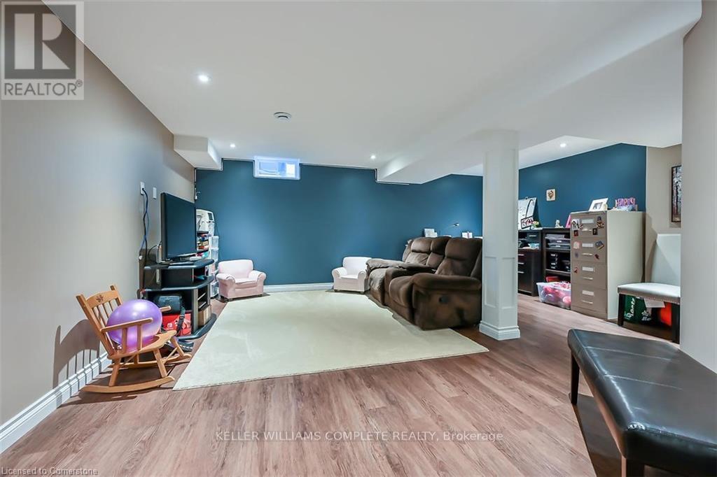 35 Willowbanks Terrace, Hamilton, Ontario  L8E 0C3 - Photo 21 - X12325456