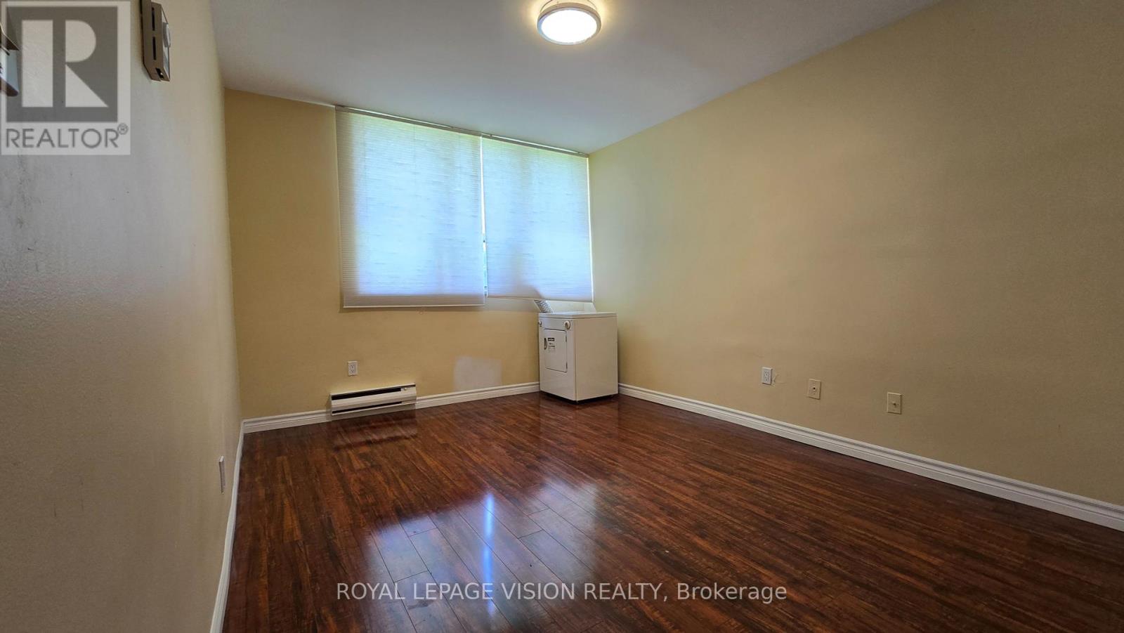 Property at 304 - 10 CRESCENT TOWN ROAD image 4