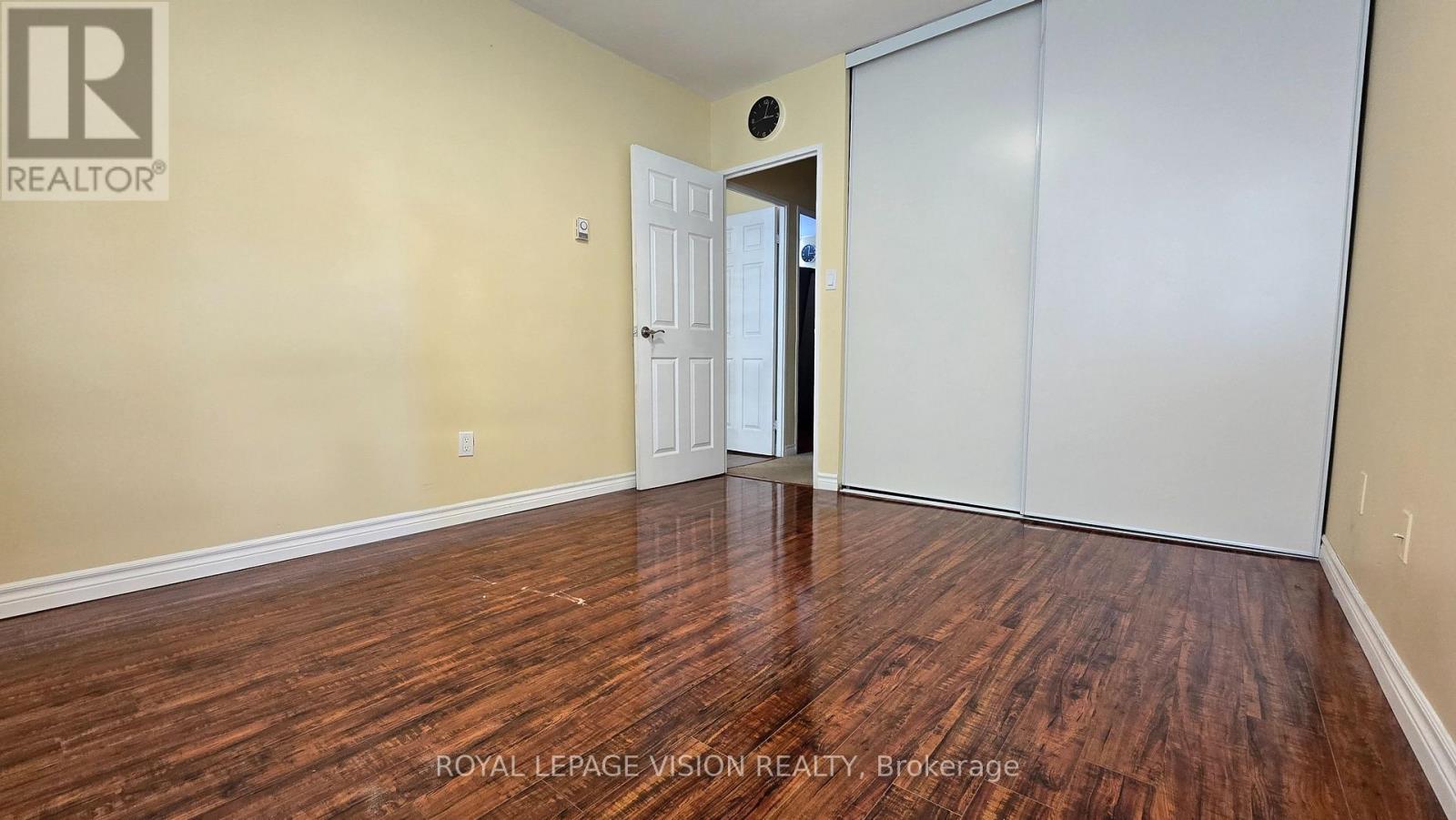 304 - 10 Crescent Town Road, Toronto, Ontario  M4C 5L3 - Photo 7 - E12325340