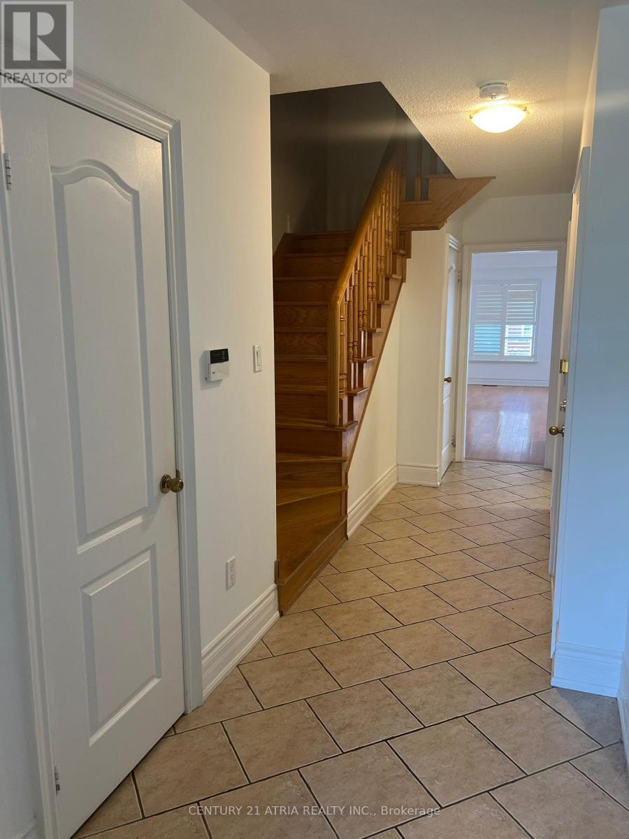 54 Christephen Crescent, Richmond Hill, Ontario  L5S 2T8 - Photo 2 - N12324659