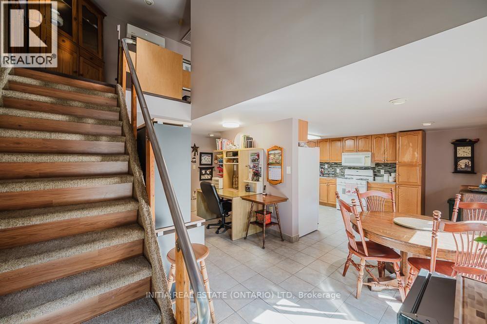 9450 Longwoods Road, Chatham, Ontario  N7M 5J7 - Photo 3 - 25019787