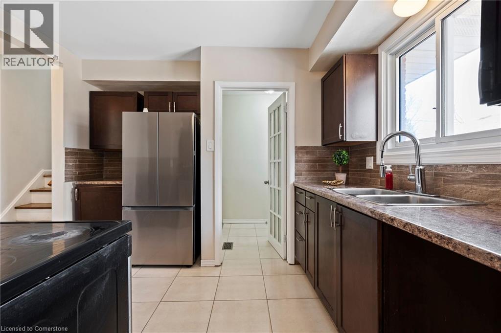 Photo 11 of 35 for 1151 Lancaster Street