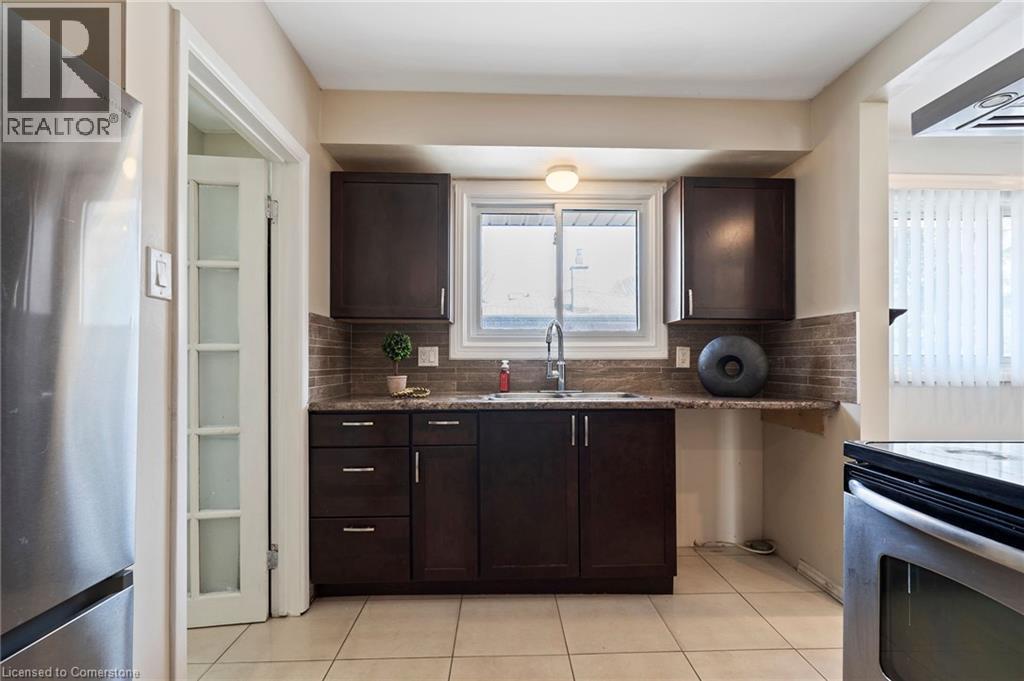 Photo 12 of 35 for 1151 Lancaster Street