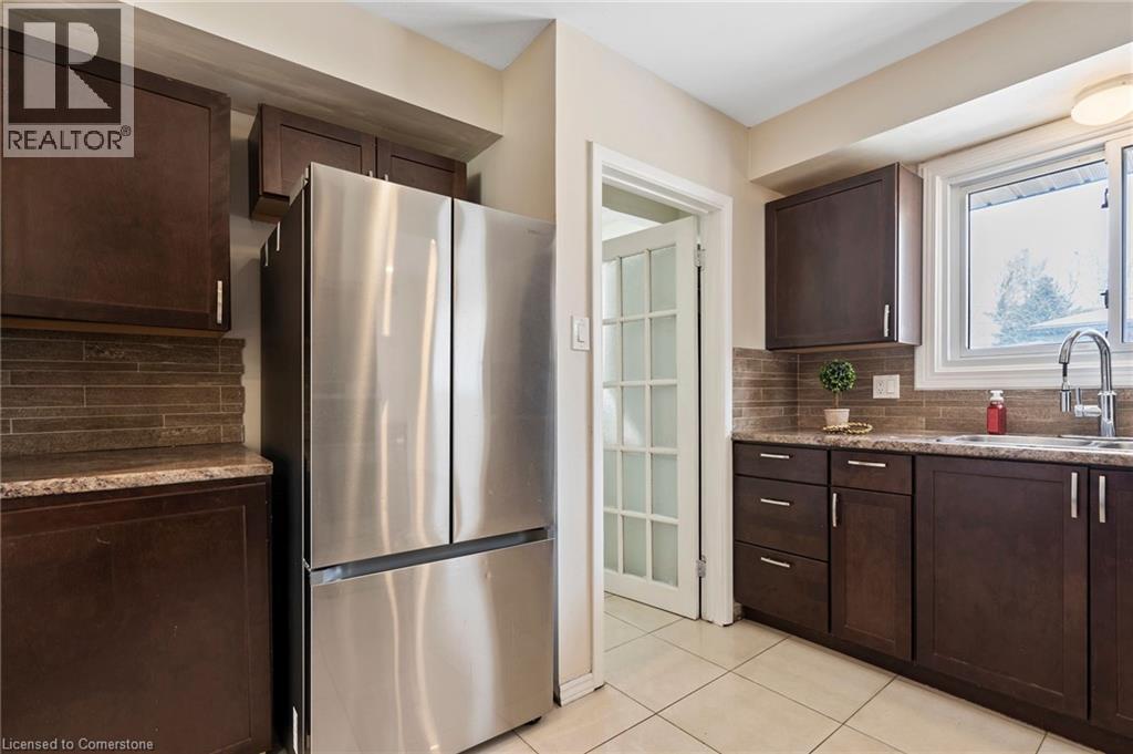 Photo 13 of 35 for 1151 Lancaster Street