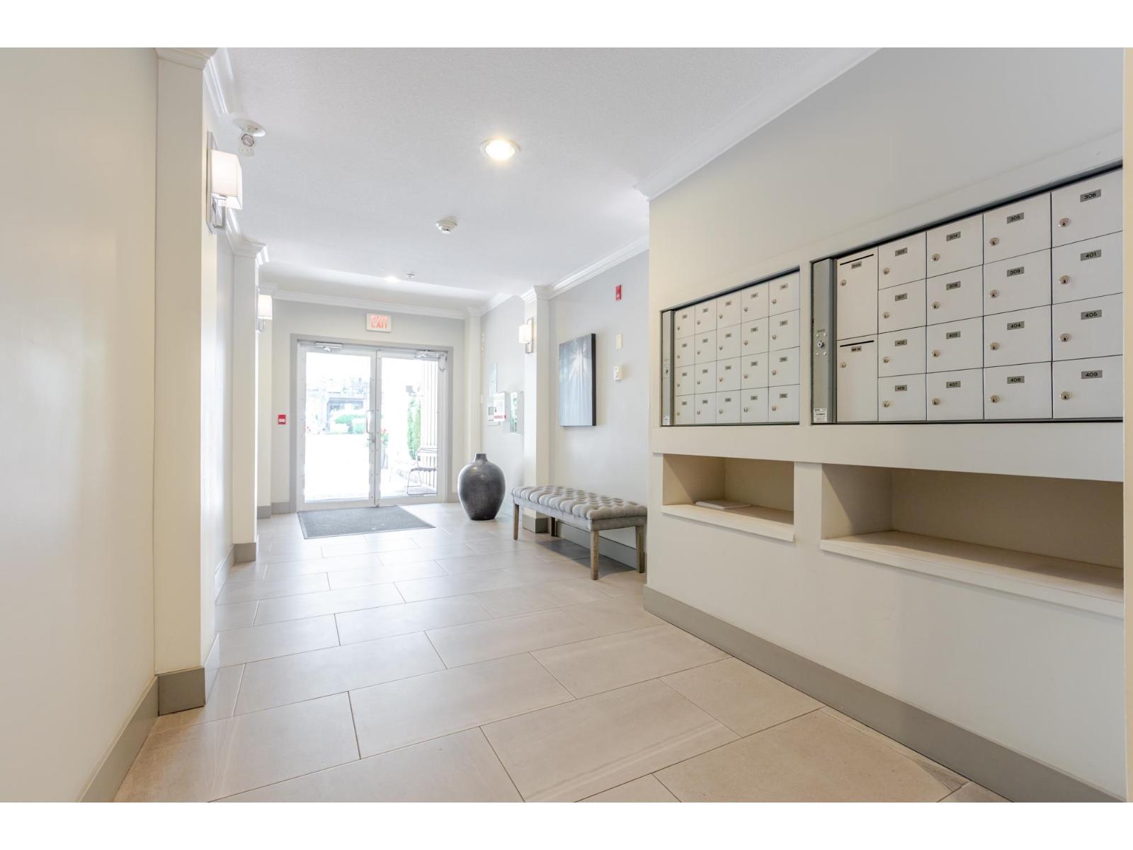 308 15299 17a Avenue, Surrey, British Columbia  V4A 1V4 - Photo 3 - R3032584