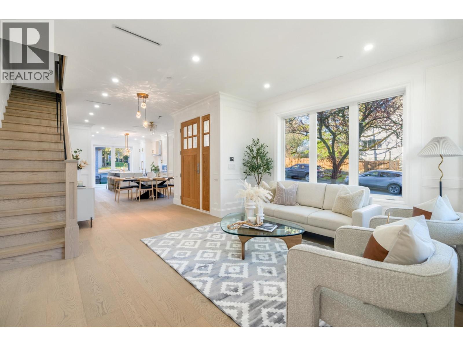Property at 4005 W 35TH AVENUE image 5