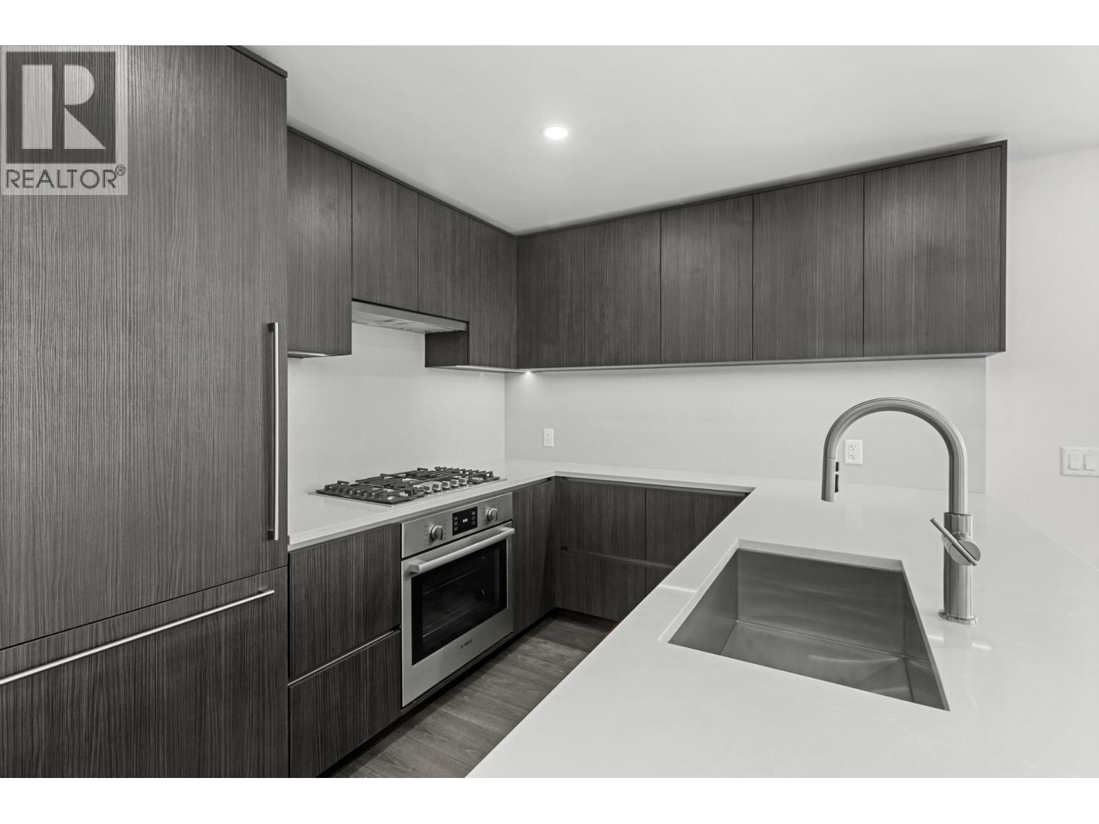 2502 5987 Wilson Avenue, Burnaby, British Columbia  V5H 0L7 - Photo 8 - R3033480