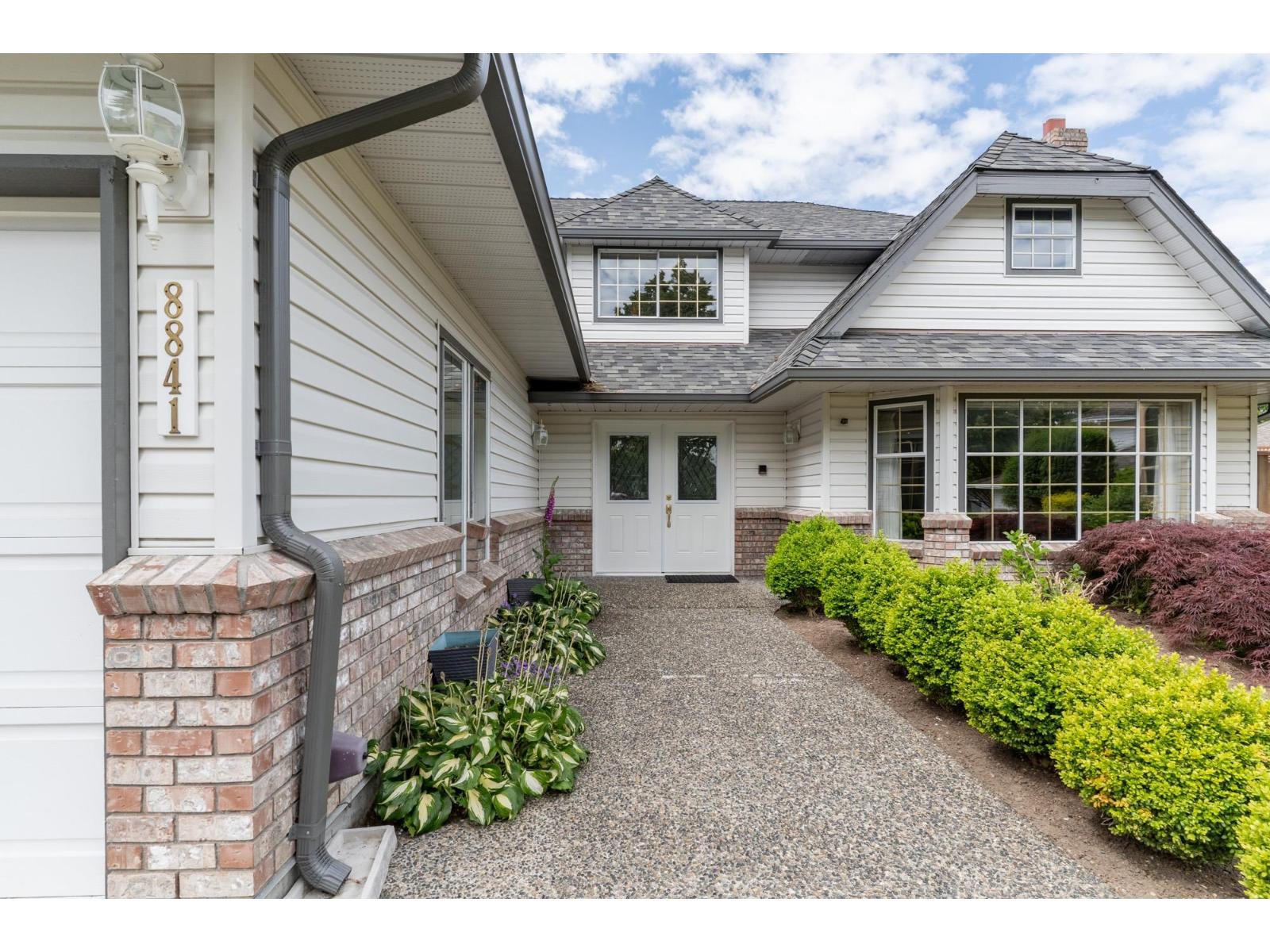 8841 158 Street, Surrey, British Columbia  V4N 2Y7 - Photo 8 - R3033317