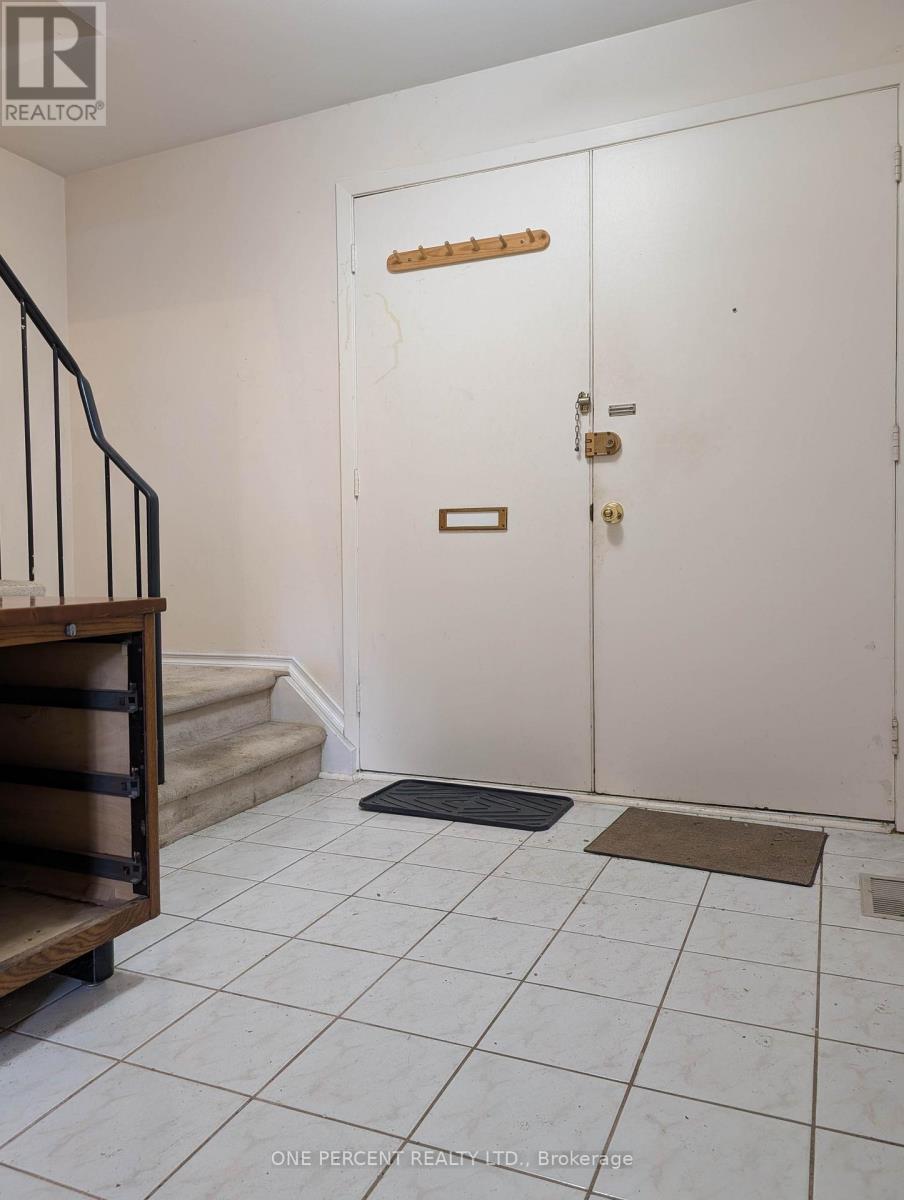 Property at 22 GLENEAGLE CRESCENT image 3