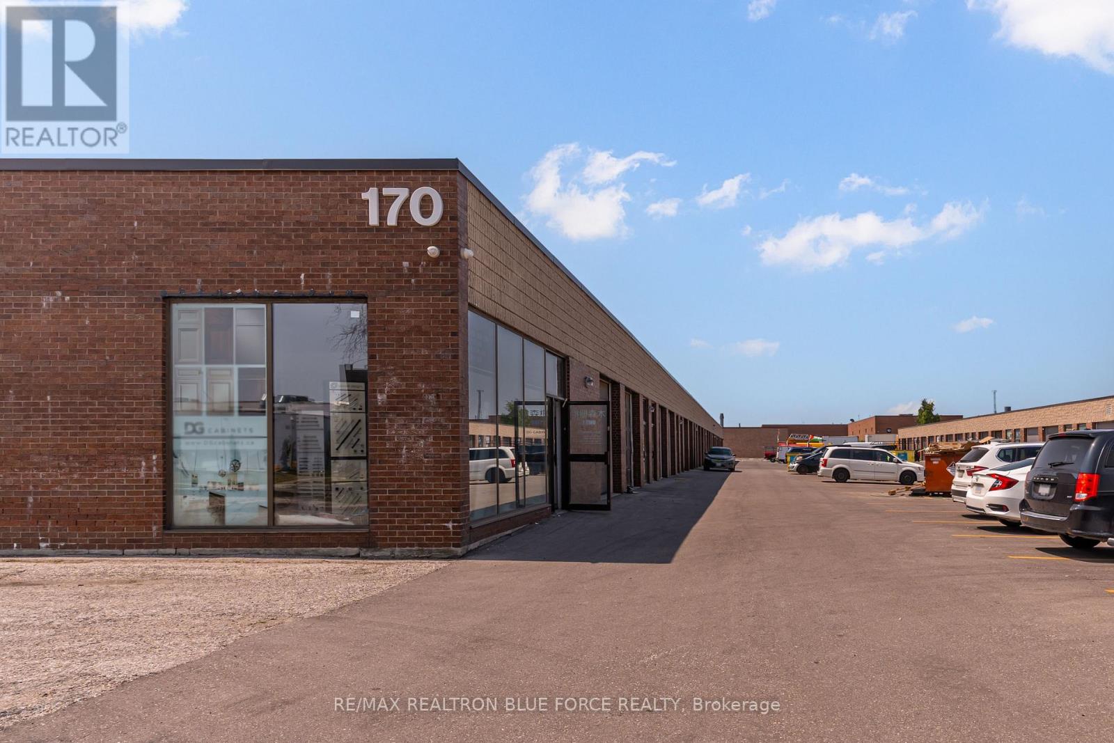8 - 170 Finchdene Square, Toronto, Ontario  M1X 1B3 - Photo 1 - E12325502