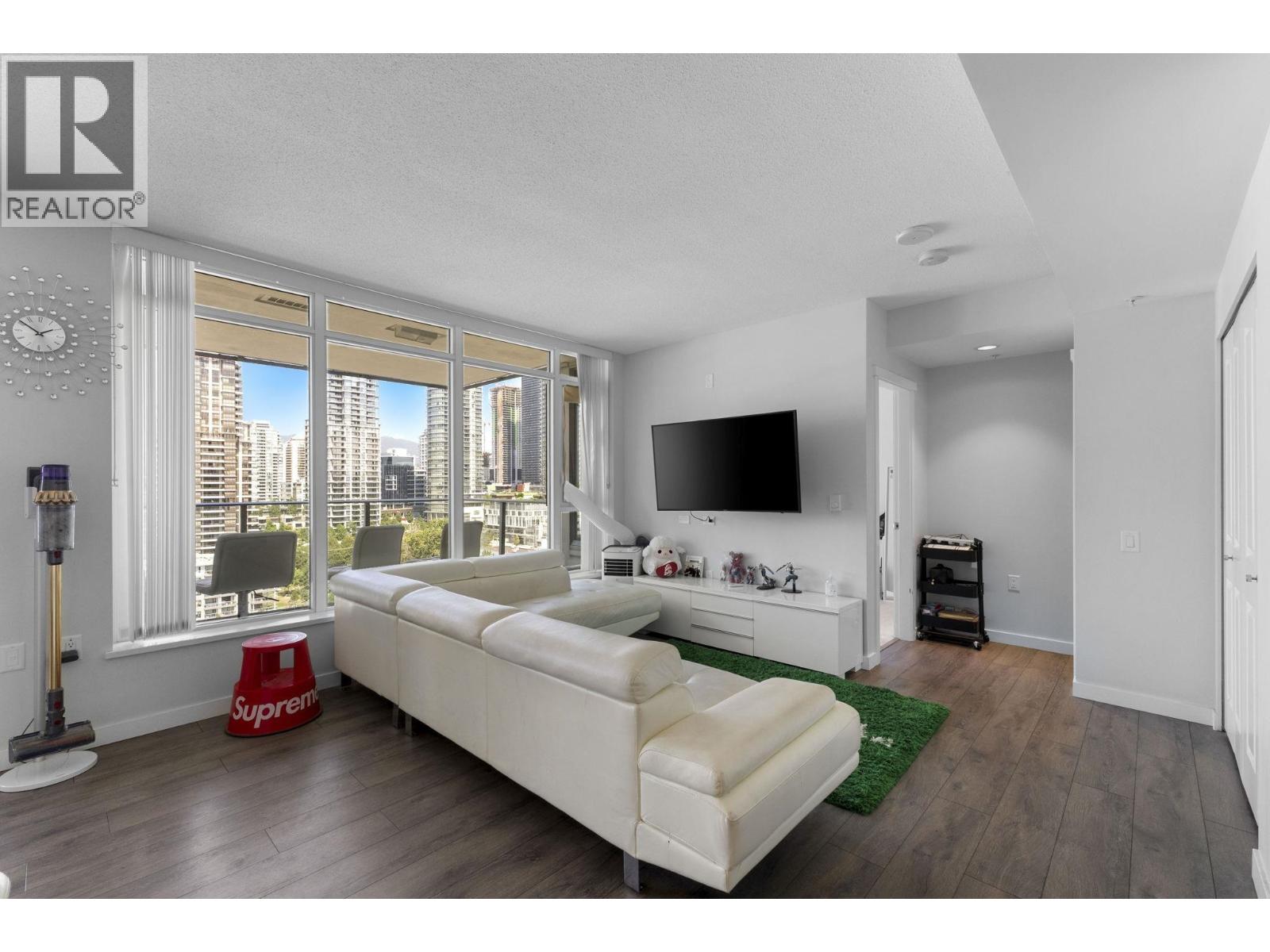 1607 2388 Madison Avenue, Burnaby, British Columbia  V5C 0K8 - Photo 3 - R3033175