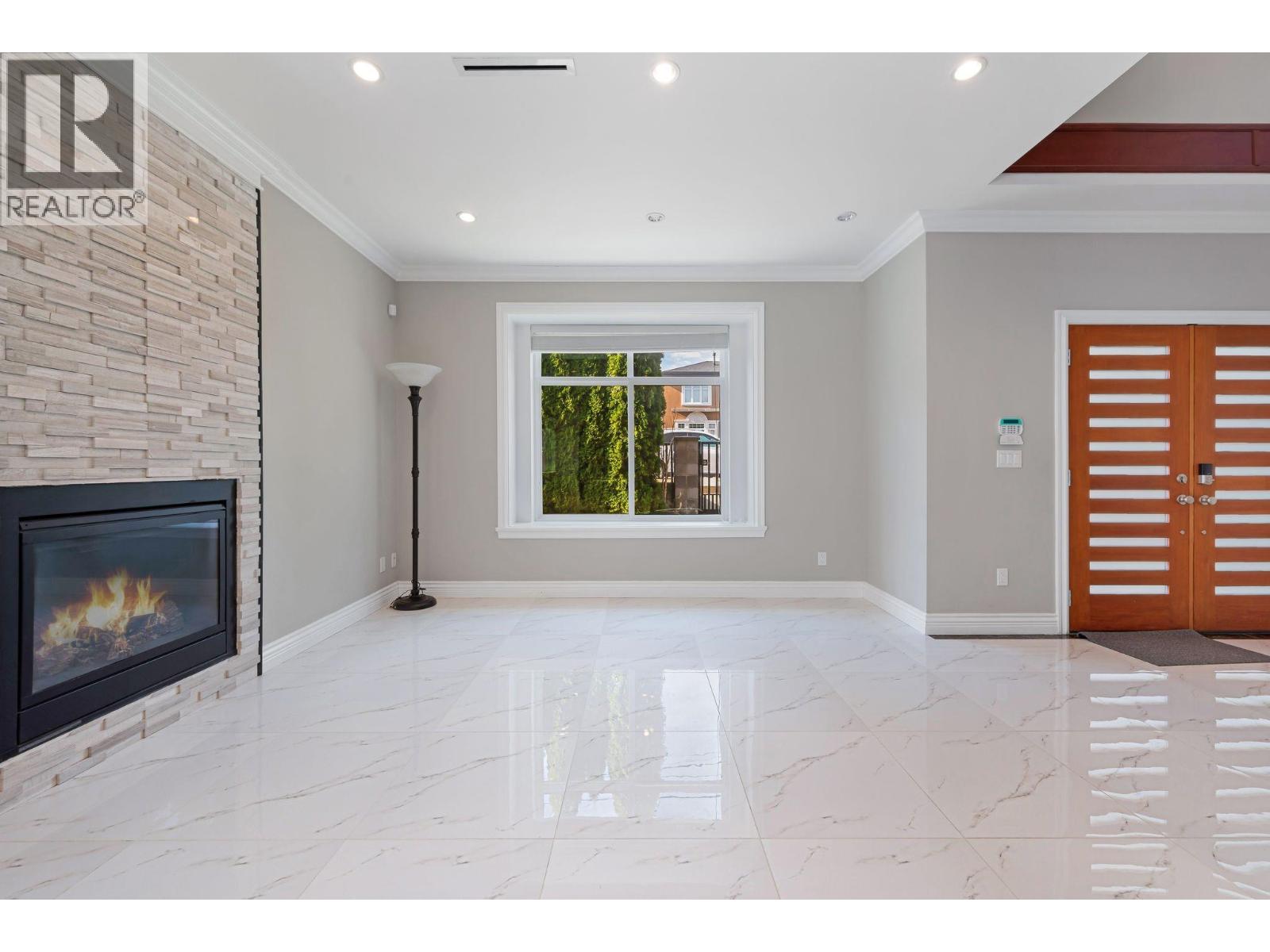 Property at 6696 AUBREY STREET image 5