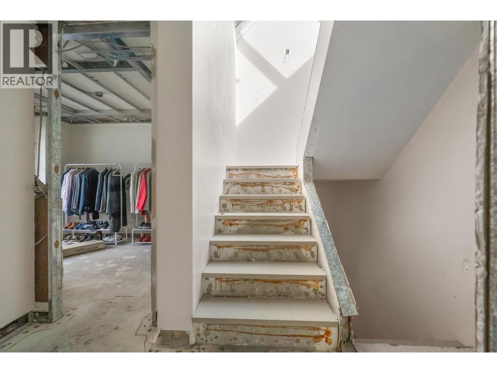 348 Taylor Way, West Vancouver, British Columbia  V7T 2Y2 - Photo 6 - R3033522