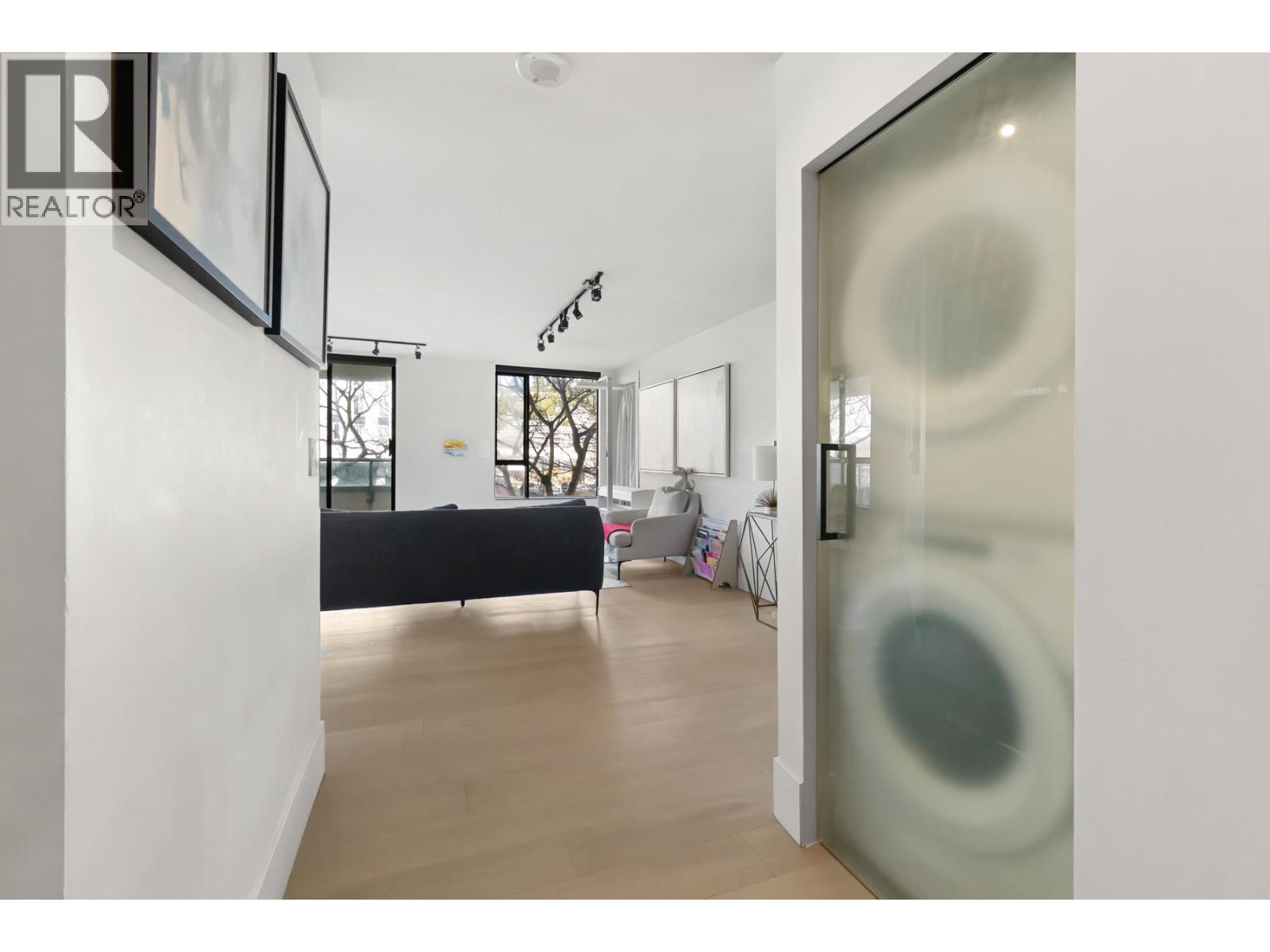 3d 328 Taylor Way, West Vancouver, British Columbia  V7T 2Y4 - Photo 8 - R3033538