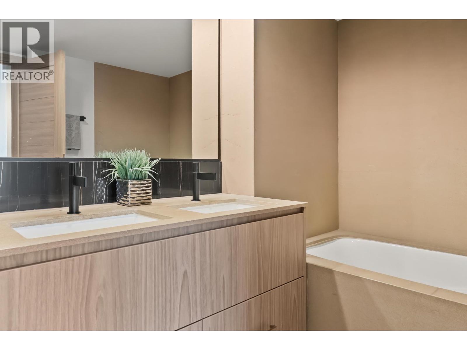 6d 328 Taylor Way, West Vancouver, British Columbia  V7T 2Y4 - Photo 9 - R3033545