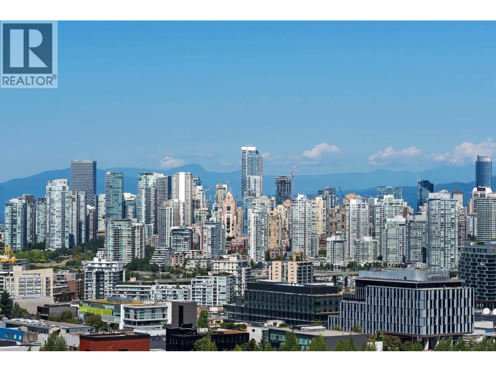 1812 285 E 10TH AVENUE, Vancouver, British Columbia