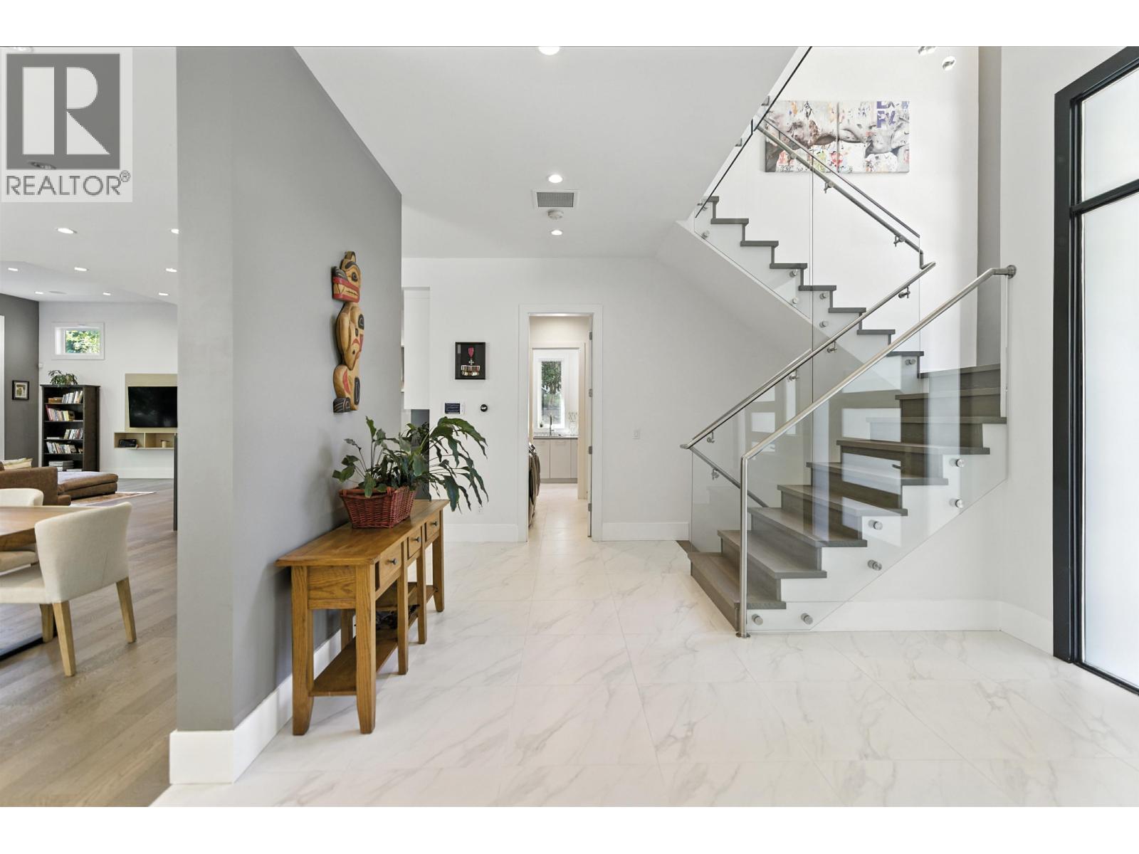 Property at 1891 BURRILL AVENUE image 4