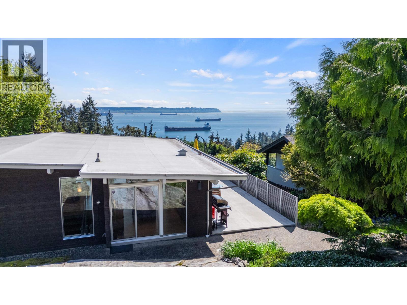 Property at 4045 BAYRIDGE AVENUE image 1