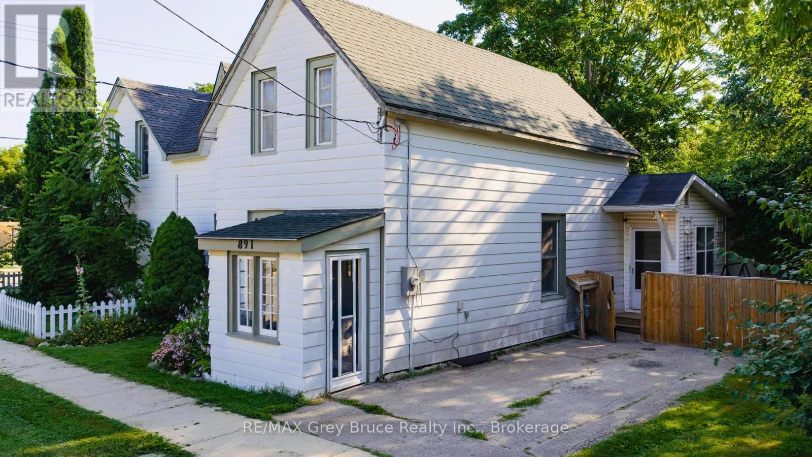 891 6th Avenue W, Owen Sound, Ontario  N4K 5G3 - Photo 2 - X12325651