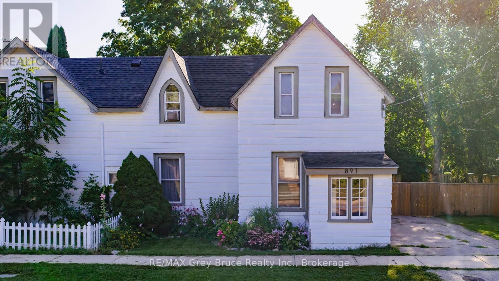 891 6th Avenue W, Owen Sound, Ontario  N4K 5G3 - Photo 3 - X12325651