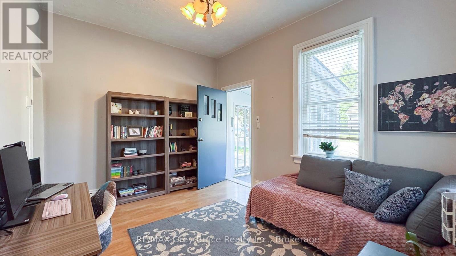 891 6th Avenue W, Owen Sound, Ontario  N4K 5G3 - Photo 9 - X12325651