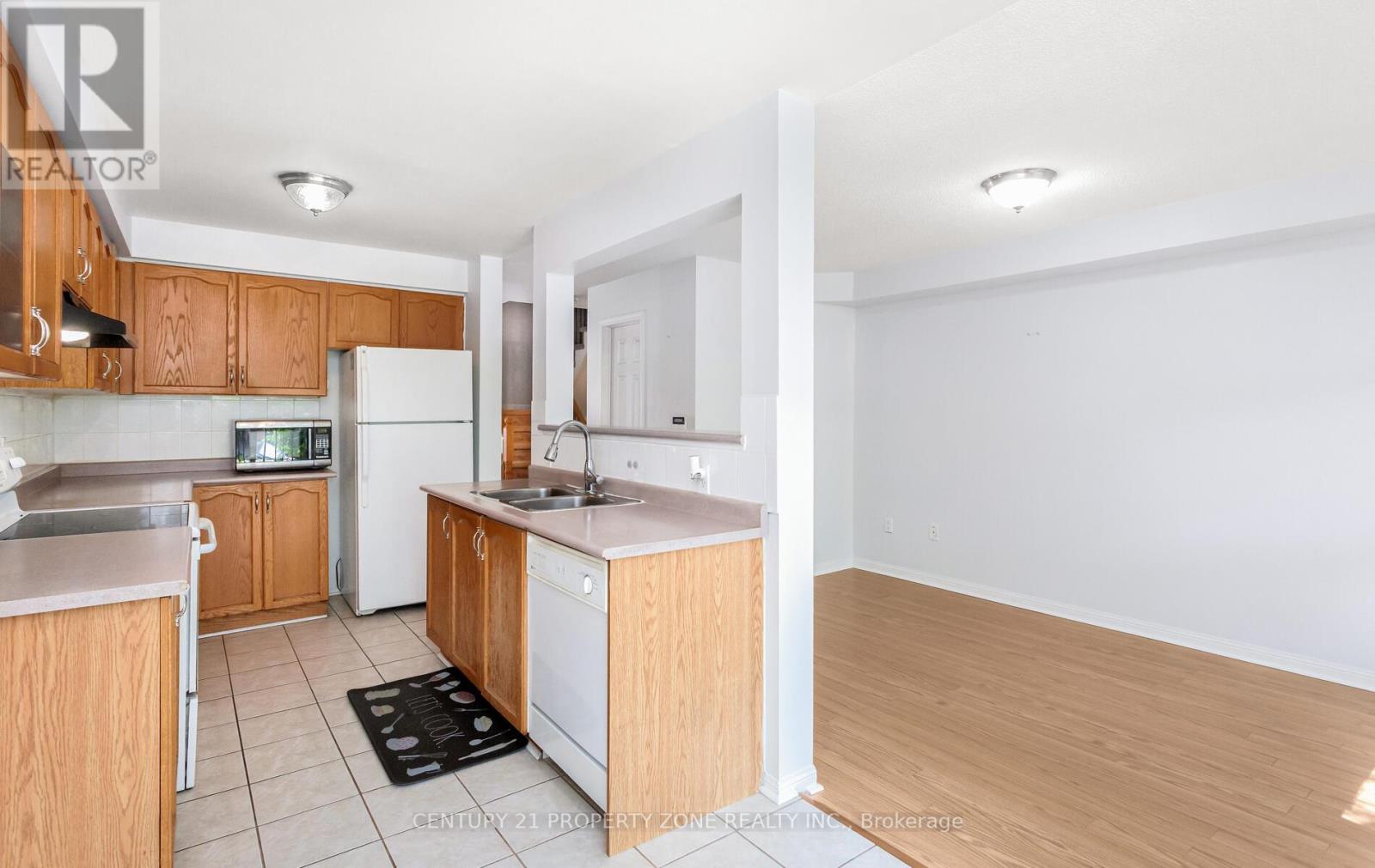 39 - 2 Clay Brick Court, Brampton (Brampton North), Ontario  L6V 4M7 - Photo 16 - W12325552