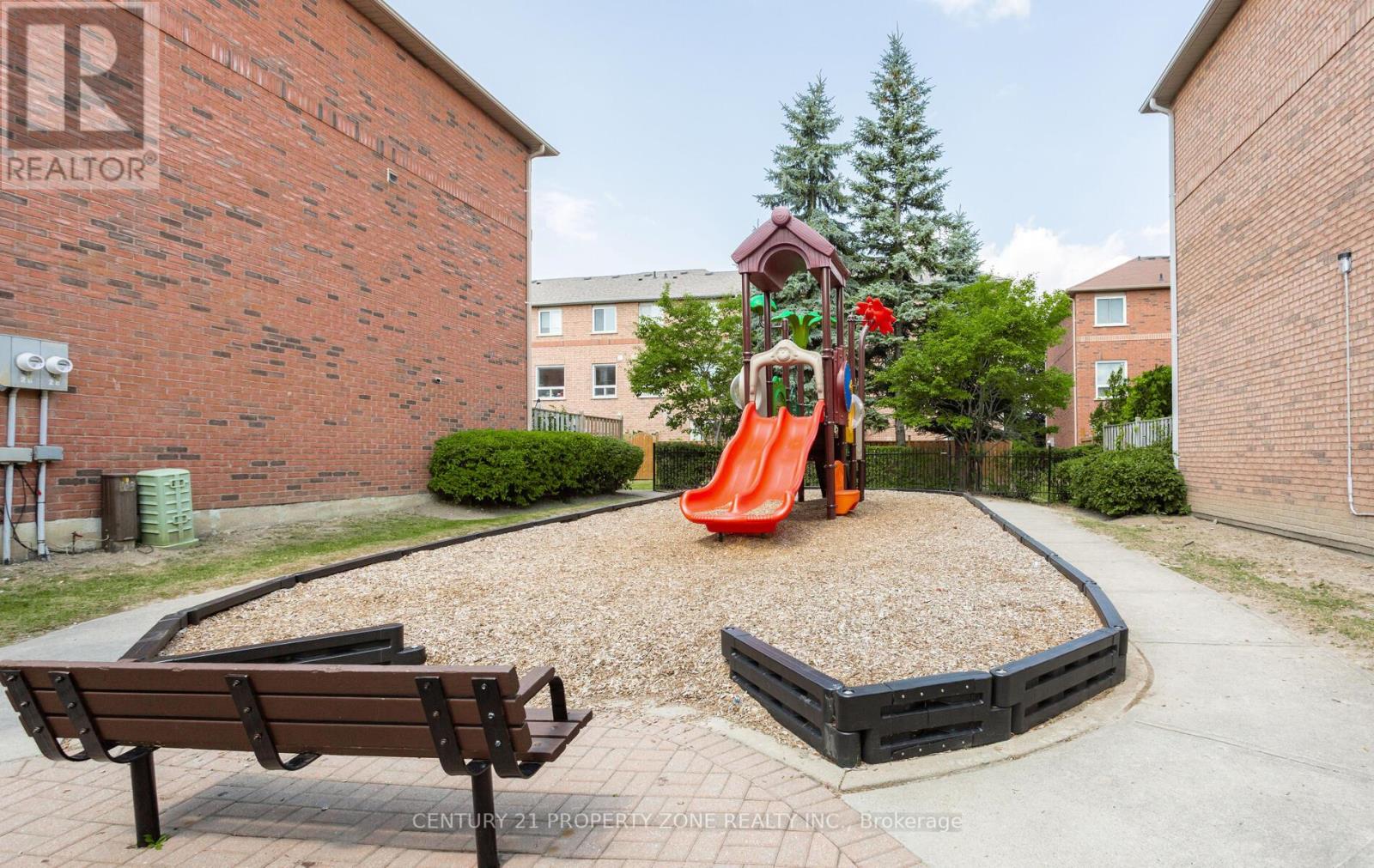 39 - 2 Clay Brick Court, Brampton (Brampton North), Ontario  L6V 4M7 - Photo 50 - W12325552