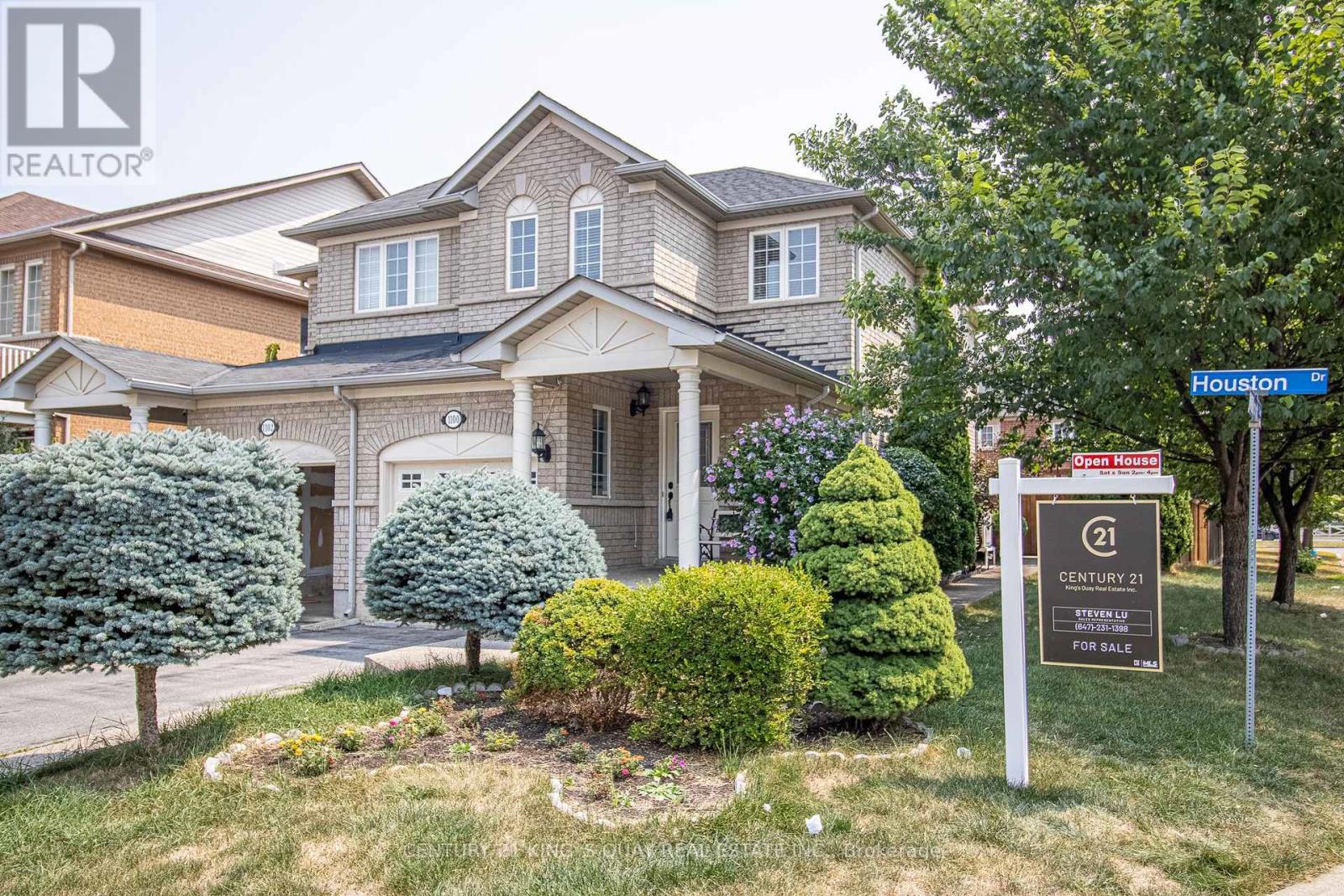 1100 Houston Drive, Milton (Cl Clarke), Ontario  L9T 6E8 - Photo 1 - W12325564