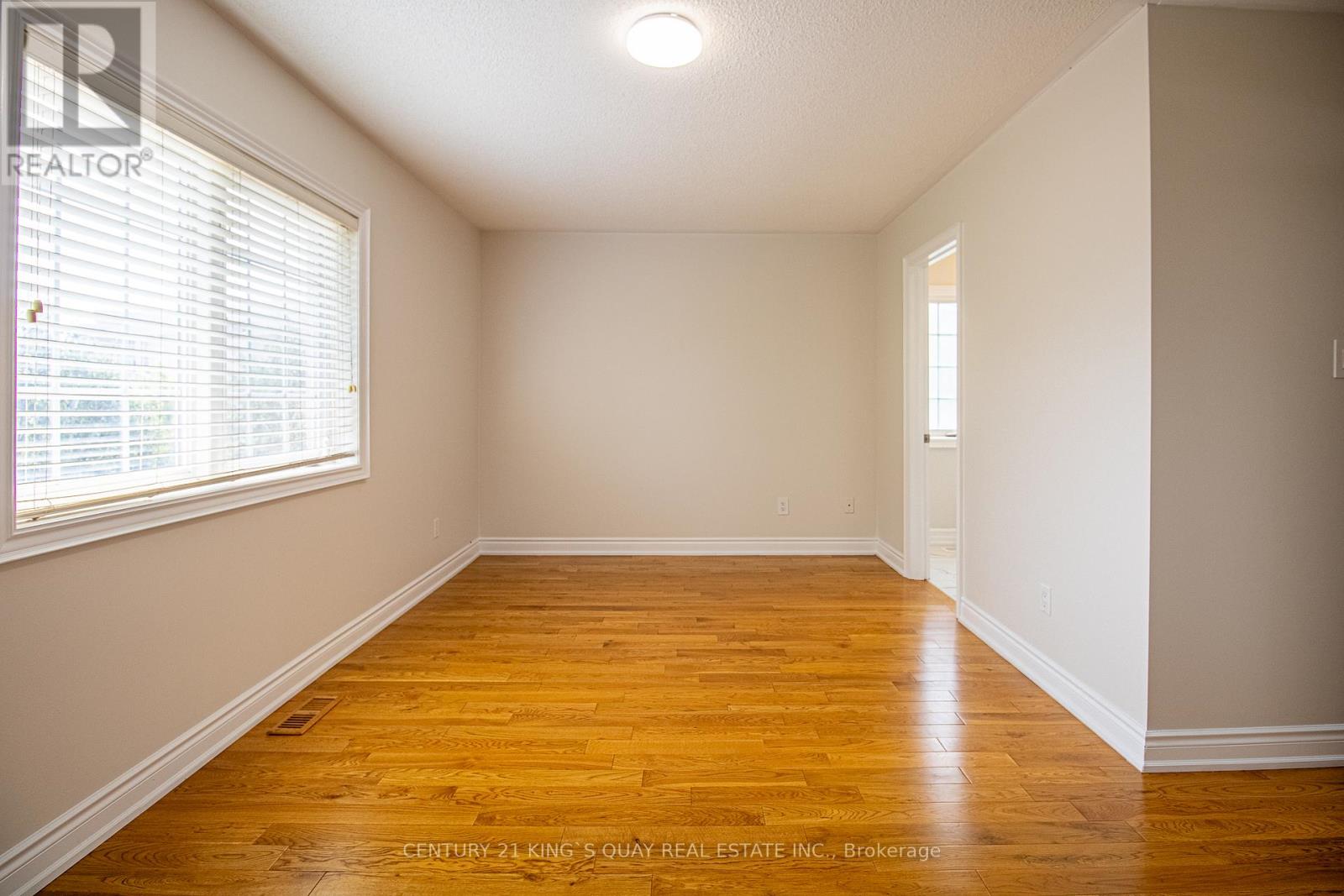 1100 Houston Drive, Milton (Cl Clarke), Ontario  L9T 6E8 - Photo 26 - W12325564