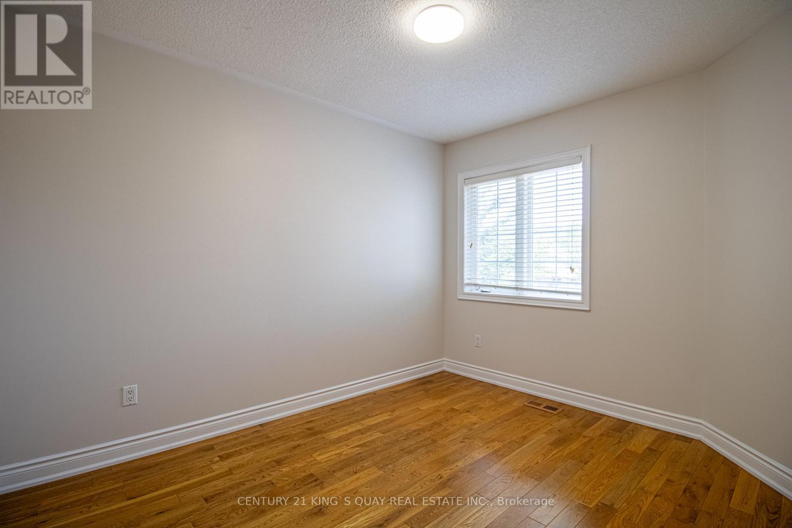 1100 Houston Drive, Milton (Cl Clarke), Ontario  L9T 6E8 - Photo 31 - W12325564