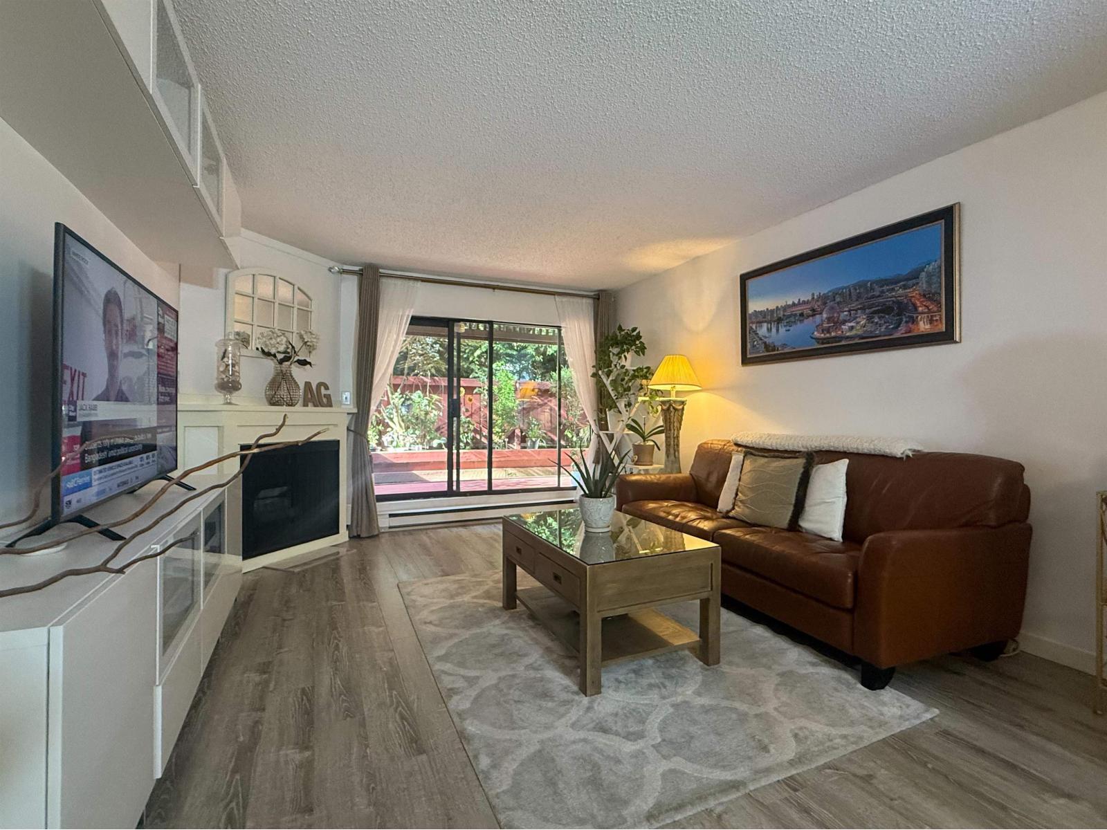 111 13507 96 Avenue, Surrey, British Columbia  V3V 7P3 - Photo 2 - R3033300
