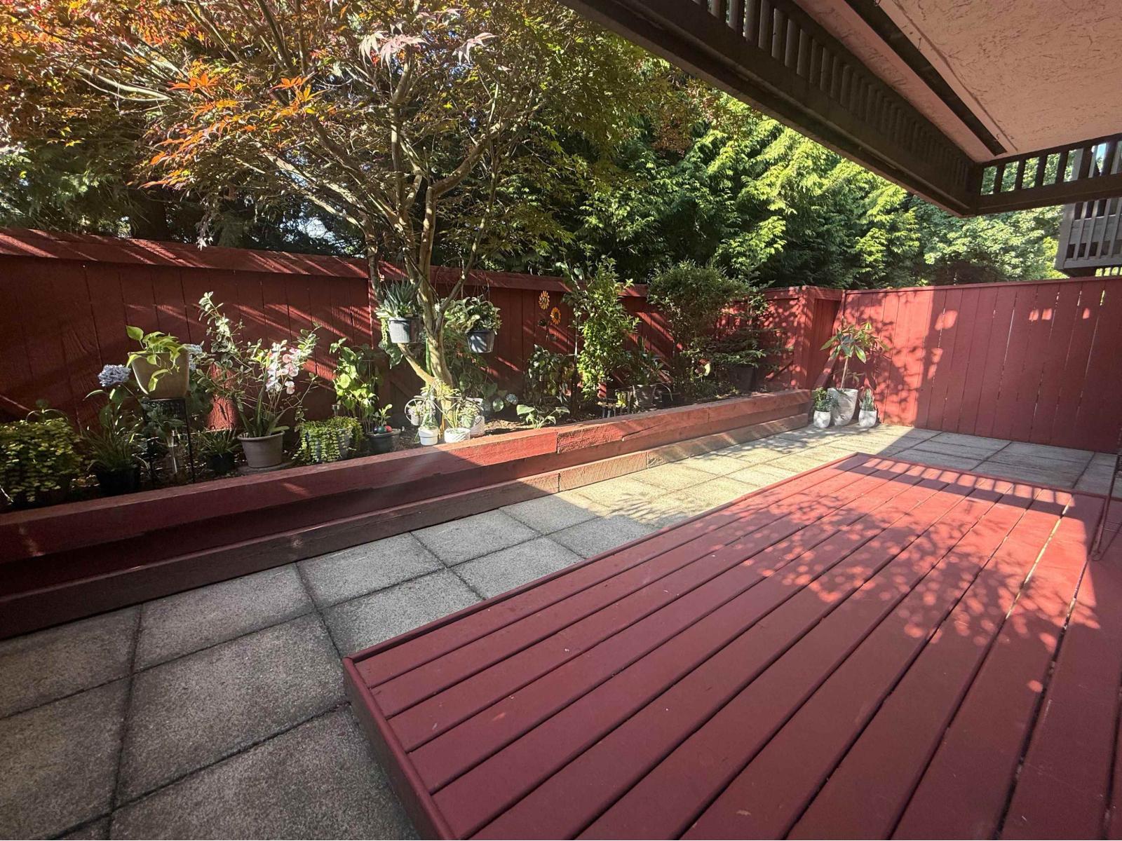 111 13507 96 Avenue, Surrey, British Columbia  V3V 7P3 - Photo 4 - R3033300
