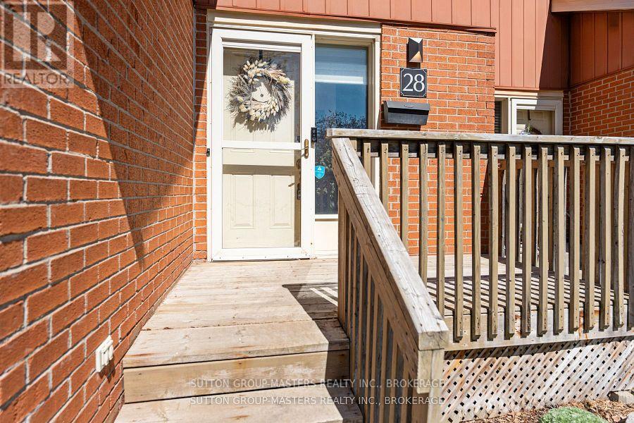 28 - 19 Macpherson Avenue W, Kingston, Ontario  K7M 6W4 - Photo 3 - X12323724