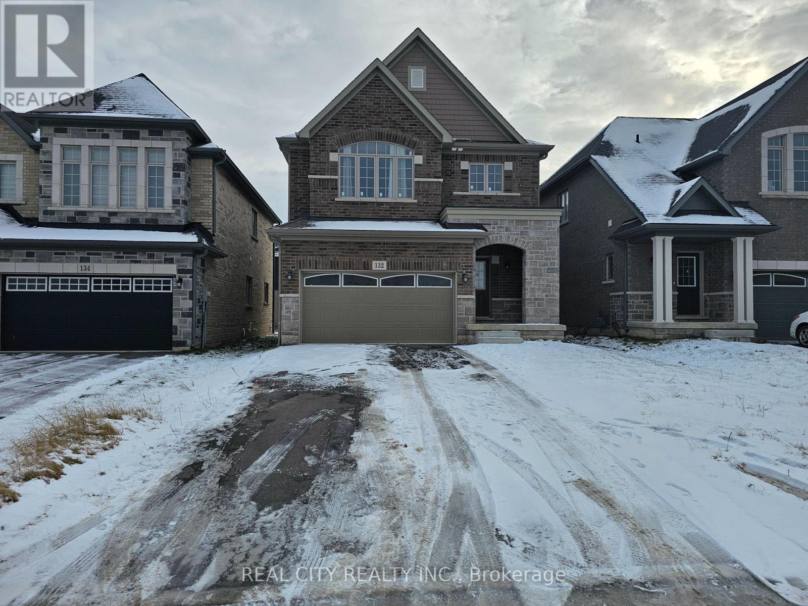 Property at 132 SUNSET WAY image 1