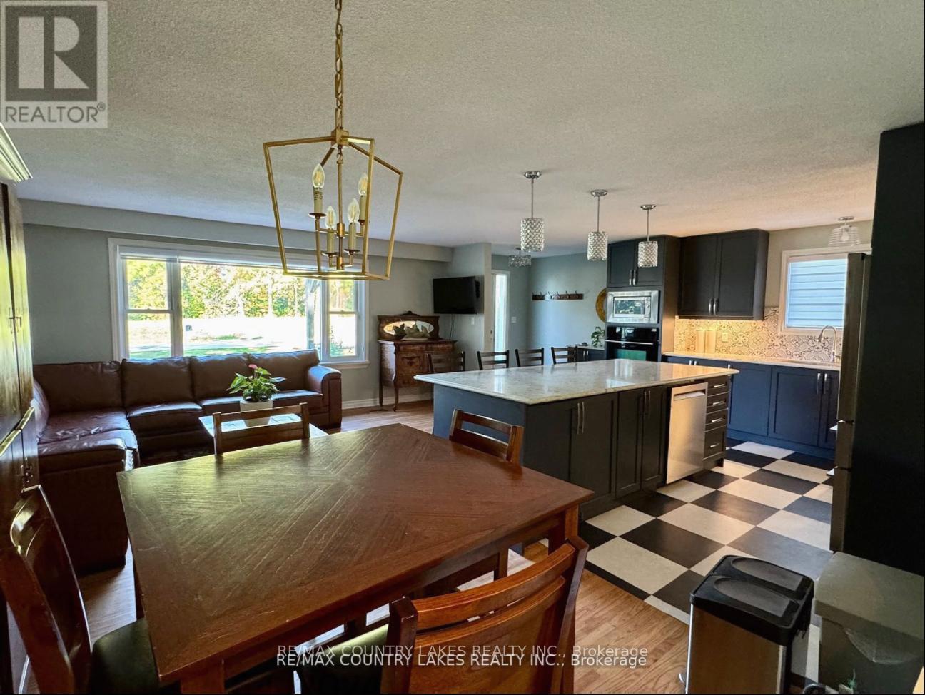 59 Third Street, Brock, Ontario  L0K 1A0 - Photo 11 - N12325633