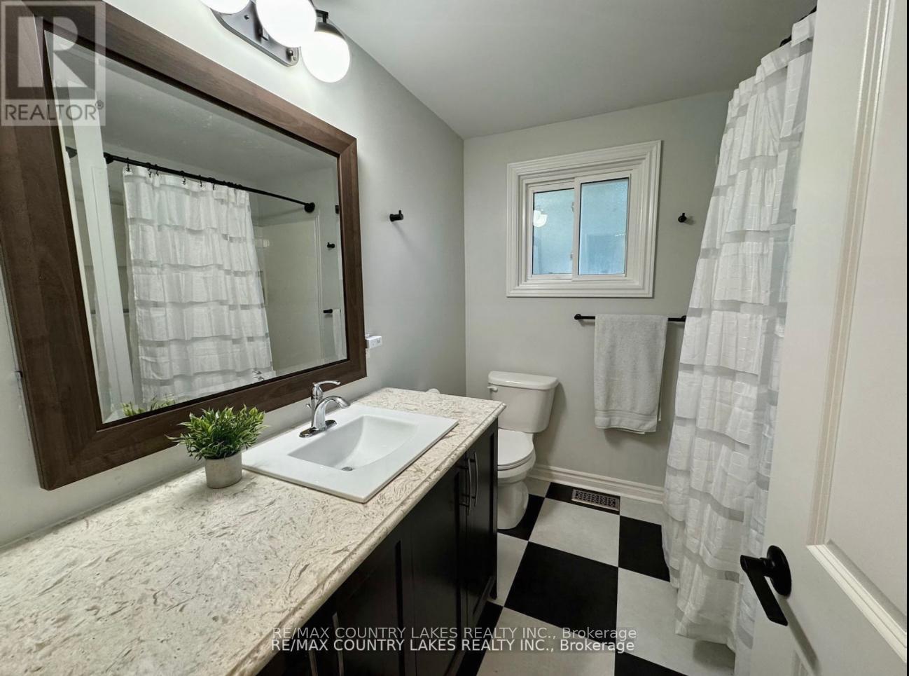 59 Third Street, Brock, Ontario  L0K 1A0 - Photo 13 - N12325633
