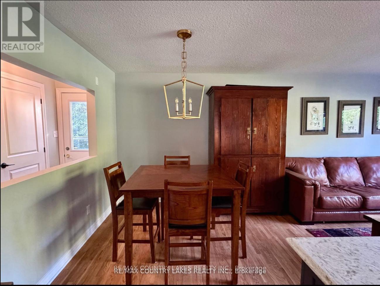 59 Third Street, Brock, Ontario  L0K 1A0 - Photo 5 - N12325633