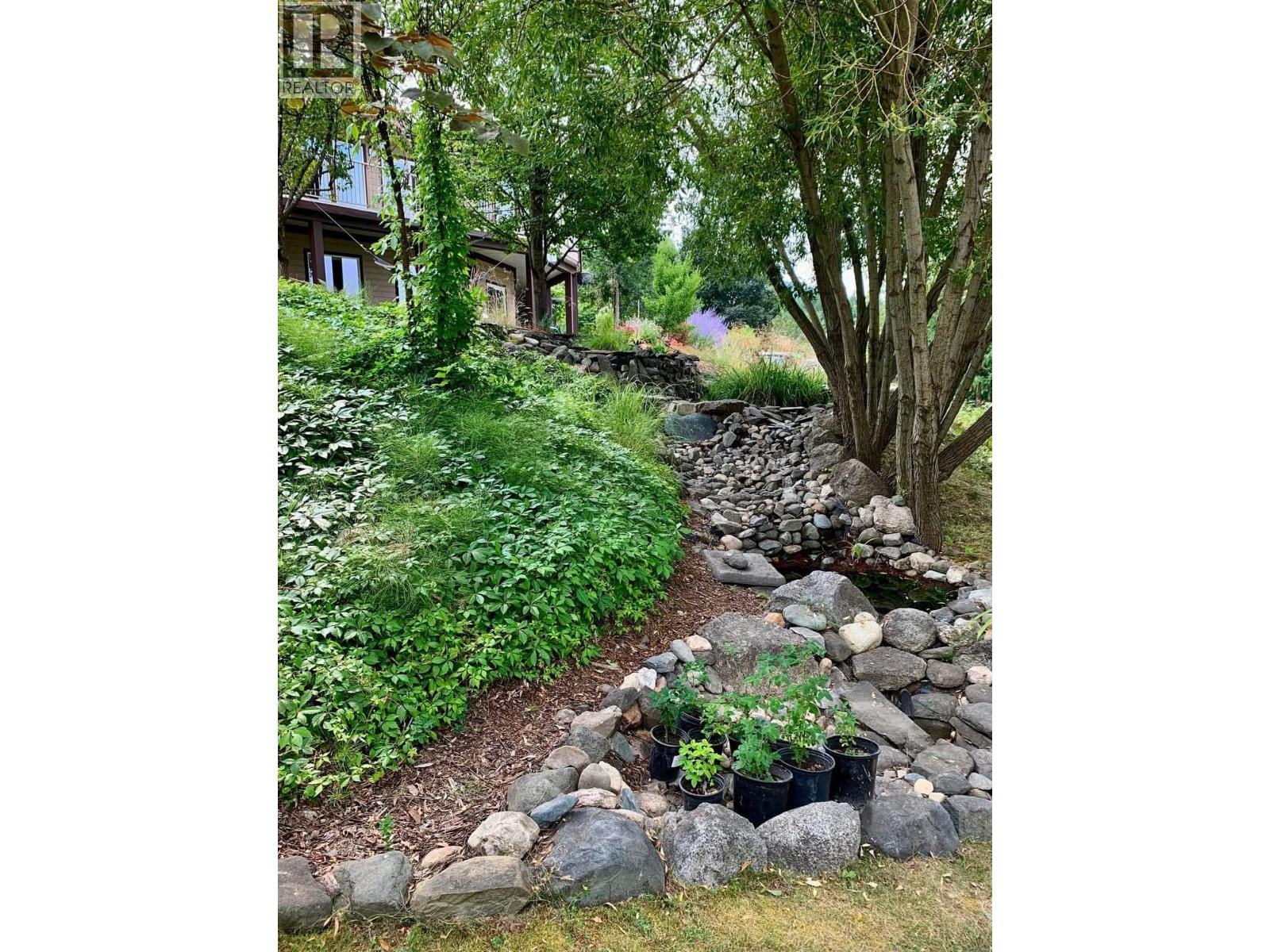 5253 Elsie Holmes Road, Wynndel, British Columbia  V0B 2N1 - Photo 5 - 10339791