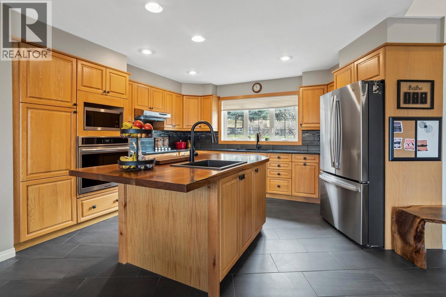 5253 Elsie Holmes Road, Wynndel, British Columbia  V0B 2N1 - Photo 12 - 10339791