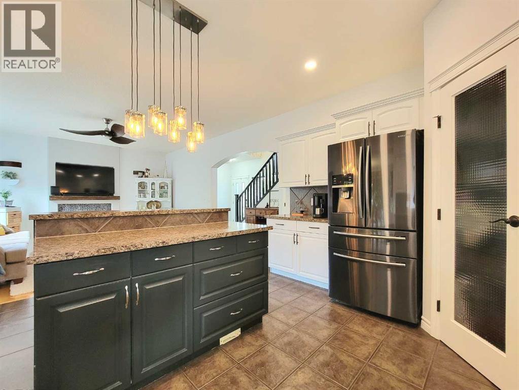 Property at 6646 112 Street image 5